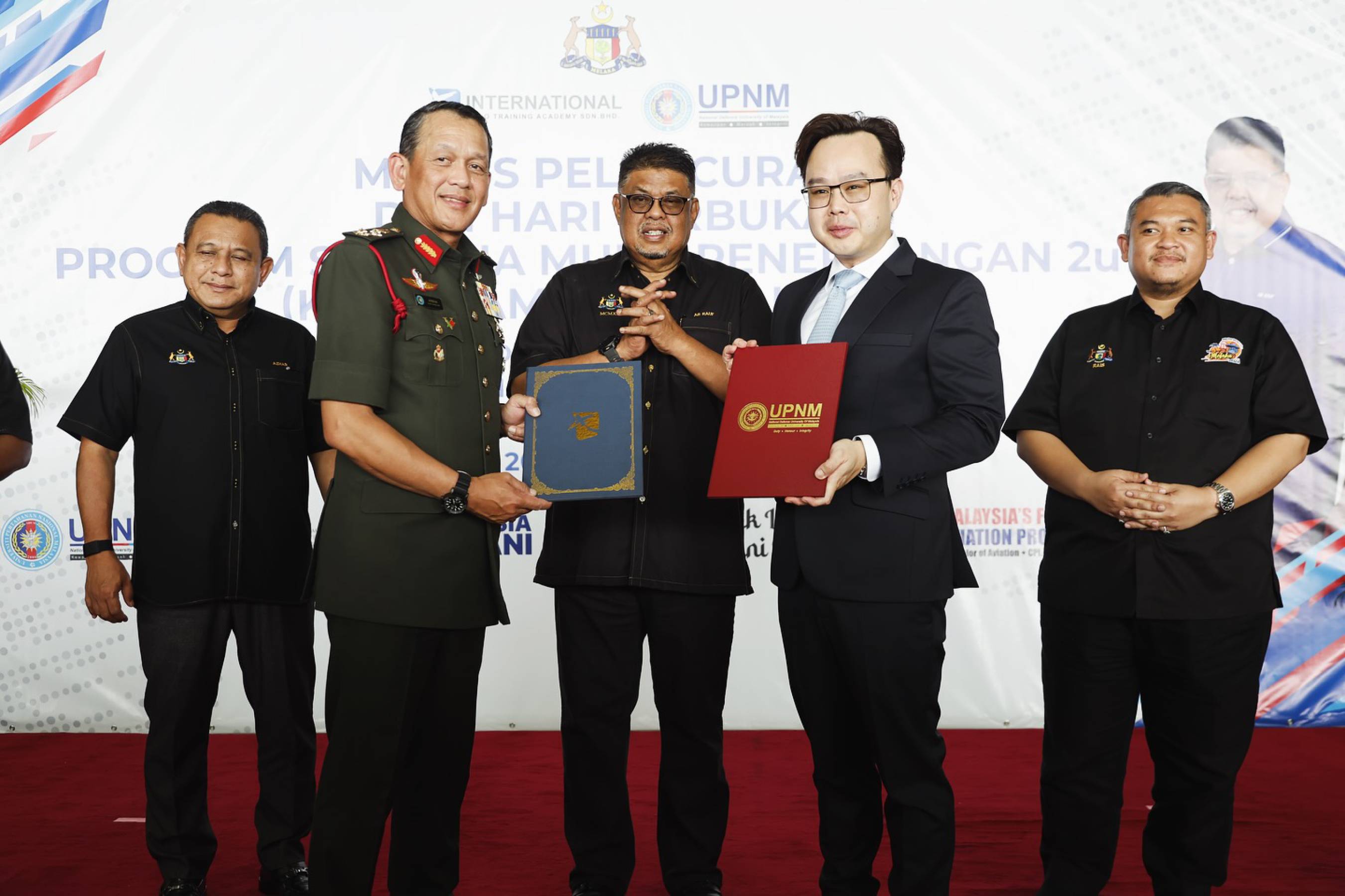 Dari Kelas ke Kokpit: UPNM Luncur Program Penerbangan 2u1i Pertama di Malaysia