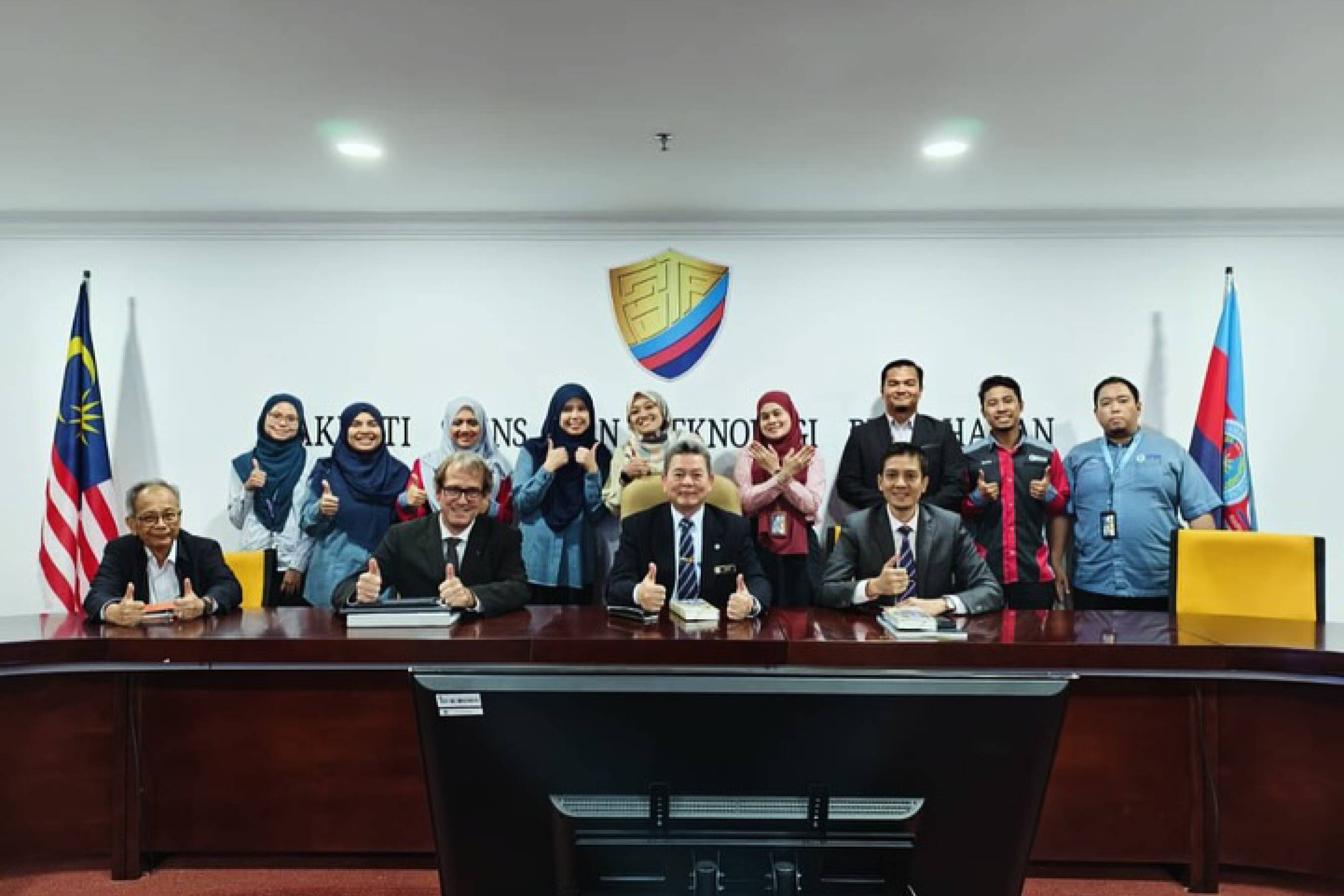 “Bayangkan bila AI mula ‘berfikir’ untuk keputusan peperangan.”