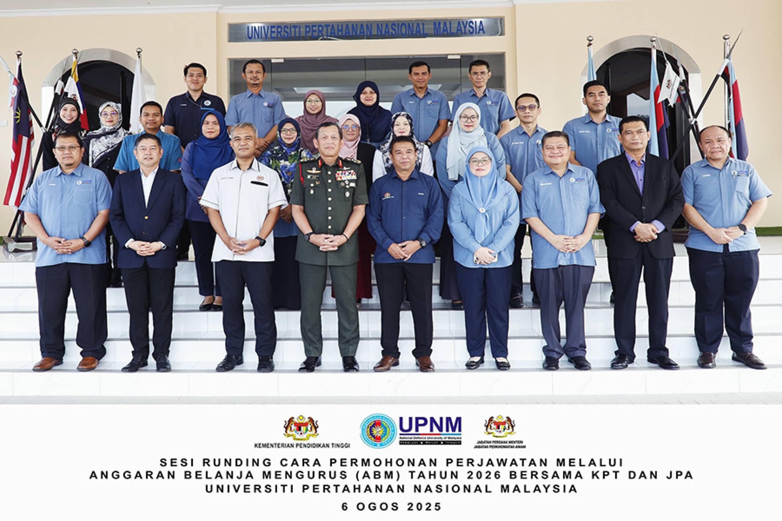 Bagaimana sebuah universiti membina kekuatannya? Ia bermula dengan manusia di belakang misinya.
