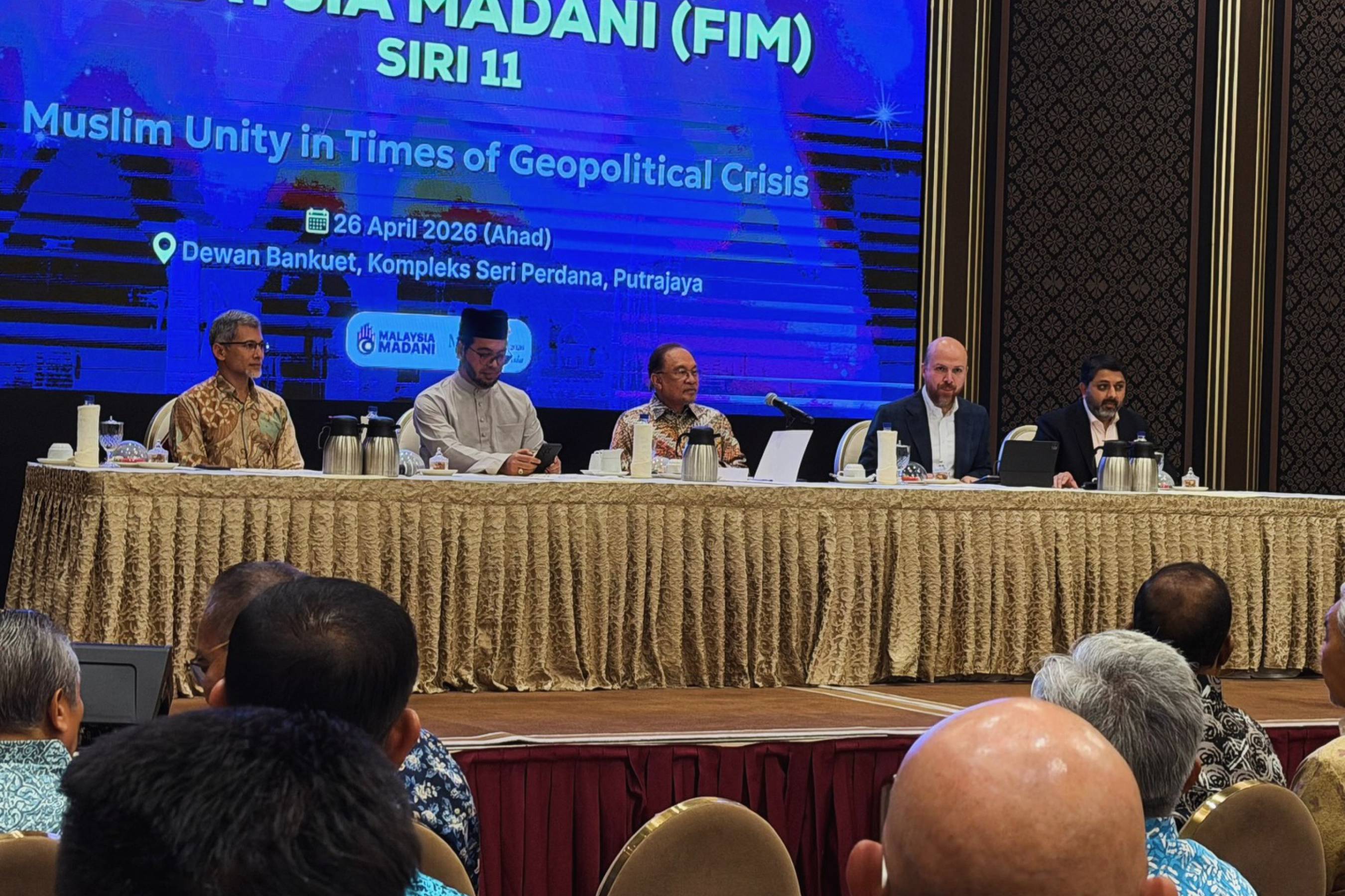 Di meja wacana global, UPNM turut hadir.